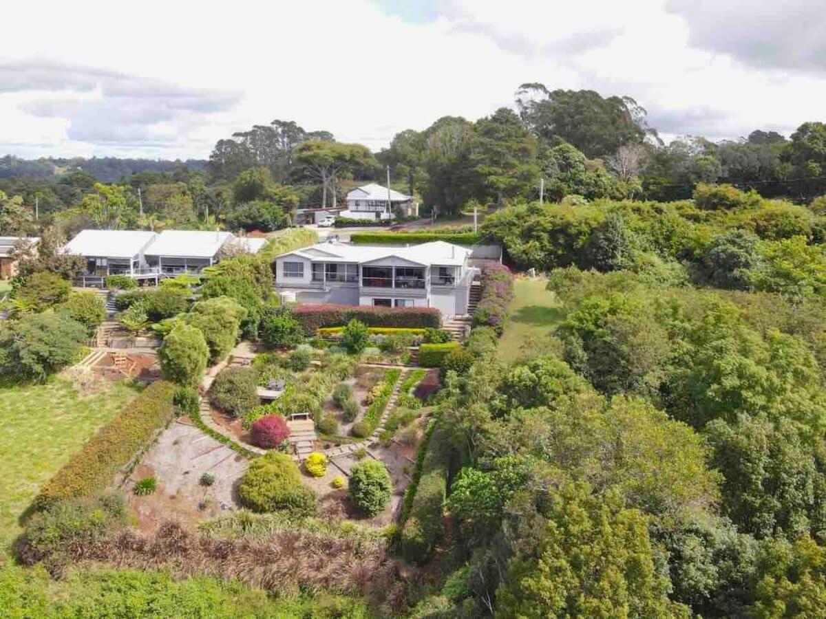 Flaxton Garden Home With Spectacular Coastal Views Montville Buitenkant foto
