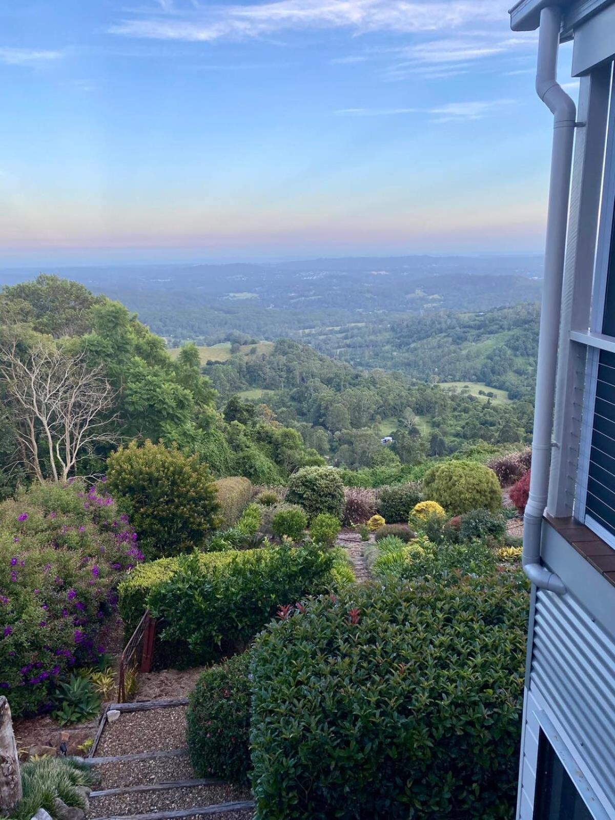Flaxton Garden Home With Spectacular Coastal Views Montville Buitenkant foto